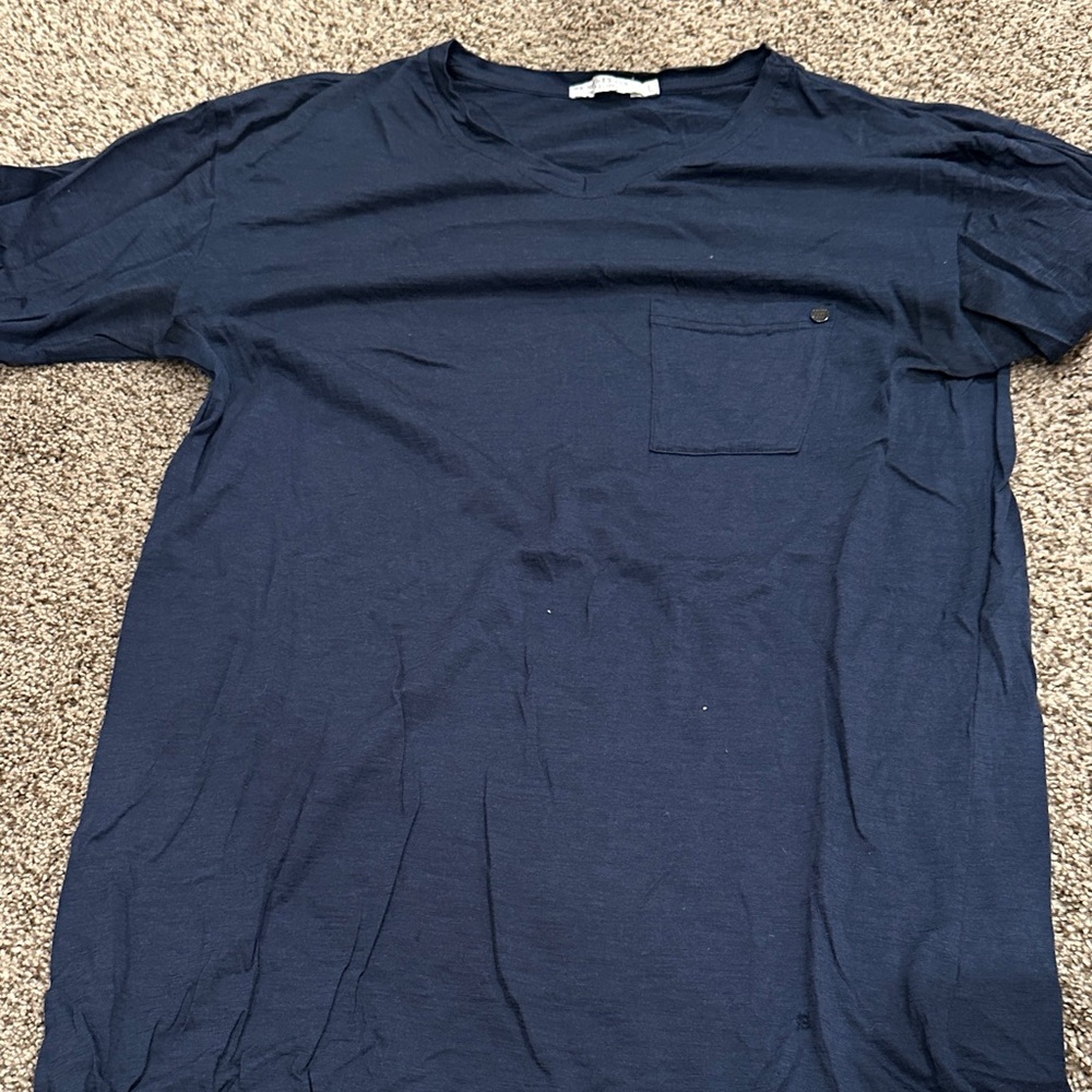 Men's weNorwegian Blue V-Neck merino Shirt
